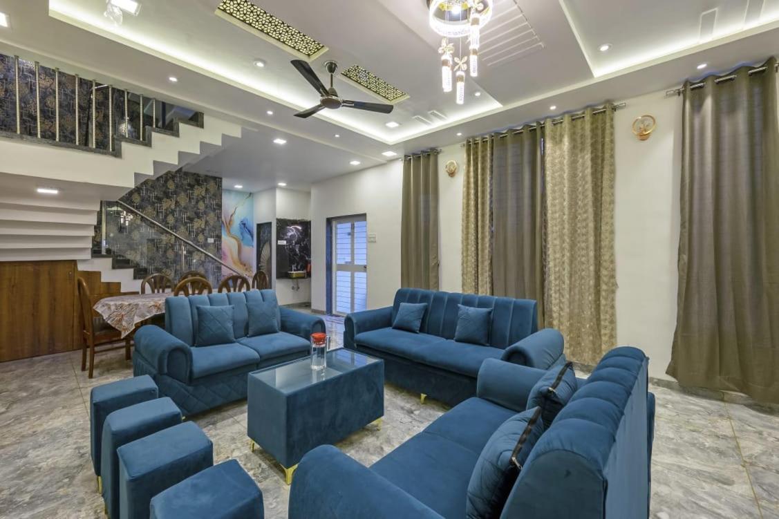 Fun Square Villa Lonavala Dış mekan fotoğraf